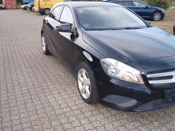 Schwarz Gebraucht 2014 Mercedes A180 Limousine | 7.599 € (Fairer Preis)