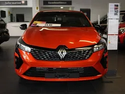 Orange Neu 2025 Renault Clio V Techno Limousine | 21.500 € (Fairer Preis)