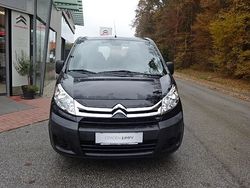 Schwarz Gebraucht 2015 Citroën Jumpy Attraction Van / Kleinbus | 12.900 € (Teuer)