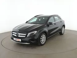 Schwarz Gebraucht 2015 Mercedes GLA200 Style SUV | 18.590 € (Etwas zu teuer)