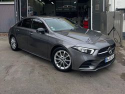 Grau Gebraucht 2020 Mercedes A200 AMG line Limousine | 22.499 € (Fairer Preis)