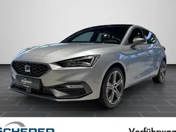 Silber Gebraucht 2024 Seat Leon FR Limousine | 26.990 € (Guter Preis)