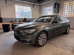 Grau Gebraucht 2014 BMW 530 Gran Turismo Luxury Line Limousine | 15.500 € (Fairer Preis)