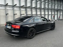 Schwarz Gebraucht 2013 Audi A8 Limousine | 6.400 €