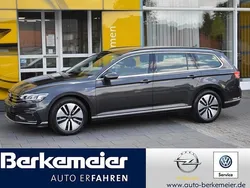 Mangangrau met. (metallic) Gebraucht 2022 VW Passat GTE Kombi | 23.740 € (Fairer Preis)