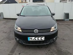 Schwarz Gebraucht 2012 VW Touran Highline Van / Kleinbus | 8.500 € (Fairer Preis)