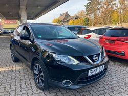 Schwarz Gebraucht 2017 Nissan Qashqai 360º SUV | 14.990 € (Fairer Preis)