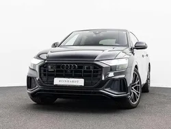 Mythosschwarz metallic Gebraucht 2022 Audi Q8 S-Line SUV | 52.760 € (Superpreis)