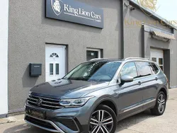 Platinum grey Gebraucht 2022 VW Tiguan Allspace Elegance SUV | 35.880 € (Etwas zu teuer)