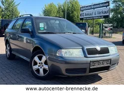 Grau Gebraucht 2004 Skoda Octavia Ambiente Kombi | 1.000 € (Superpreis)