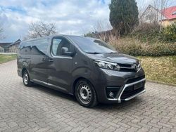 Grau Gebraucht 2022 Toyota Proace Verso Plus Kombi | 25.500 € (Superpreis)
