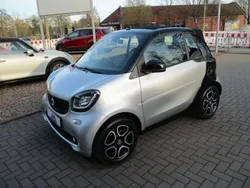 Schwarz Gebraucht 2019 Smart ForTwo Cabrio Prime Cabrio | 15.750 € (Fairer Preis)