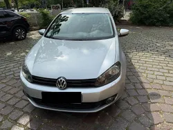 Silber Gebraucht 2010 VW Golf VI Kombi | 5.000 € (Guter Preis)