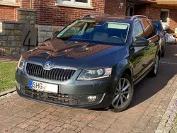 Grau Gebraucht 2016 Skoda Octavia Style Kombi | 8.700 € (Fairer Preis)