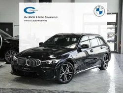 Saphirschwarz Gebraucht 2024 BMW 330 M Sport Kombi | 38.999 € (Superpreis)