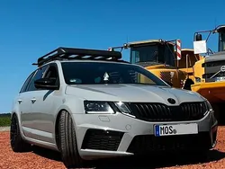 Grau Gebraucht 2019 Skoda Octavia RS Kombi | 22.500 € (Etwas zu teuer)