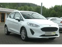 Weiß Gebraucht 2021 Ford Fiesta Cool & Connect Kleinwagen | 8.480 € (Guter Preis)