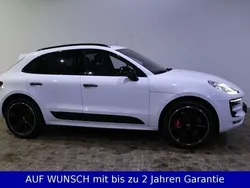 Weiß Gebraucht 2017 Porsche Macan Turbo Performance Package SUV | 42.990 € (Fairer Preis)