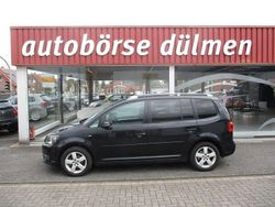 Schwarz Gebraucht 2015 VW Touran Cup Van / Kleinbus | 12.999 € (Fairer Preis)