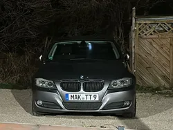 Grau Gebraucht 2009 BMW 320 Limousine | 4.950 € (Guter Preis)