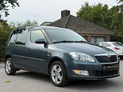 Blau Gebraucht 2014 Skoda Roomster Fresh Kombi | 5.999 € (Fairer Preis)
