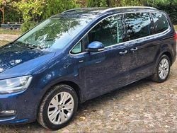 Blau Gebraucht 2013 VW Sharan Life Van / Kleinbus | 7.599 € (Fairer Preis)