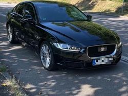 Schwarz Gebraucht 2016 Jaguar XE Portfolio Limousine | 13.000 € (Superpreis)