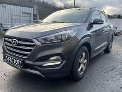 Grau Gebraucht 2017 Hyundai Tucson SUV | 12.780 € (Guter Preis)