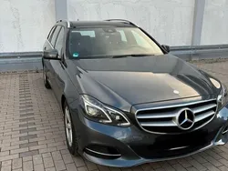Grau Gebraucht 2016 Mercedes E220 Edition Kombi | 22.500 € (Fairer Preis)