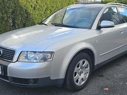 Grau Gebraucht 2003 Audi A4 Kombi | 2.950 € (Teuer)