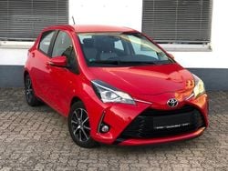 Rot Gebraucht 2018 Toyota Yaris Limousine | 11.990 € (Fairer Preis)