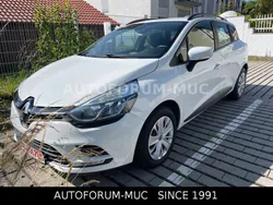 Weiß Gebraucht 2018 Renault Clio IV Expression Limousine | 7.900 € (Fairer Preis)