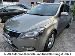 Silber Gebraucht 2012 Kia Ceed Sportswagon Kombi | 4.480 € (Guter Preis)