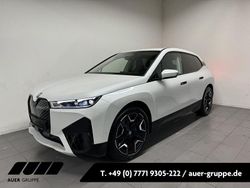 Weiß Gebraucht 2023 BMW iX Sport Line SUV | 48.900 € (Guter Preis)