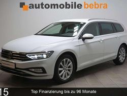 Pure white Gebraucht 2021 VW Passat Elegance Kombi | 22.990 € (Guter Preis)