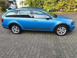 Blau Gebraucht 2015 Skoda Octavia Kombi | 11.500 € (Guter Preis)