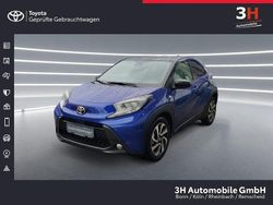 Juniper blue metallic/ night sky black Gebraucht 2025 Toyota Aygo X Basis SUV | 15.990 € (Fairer Preis)