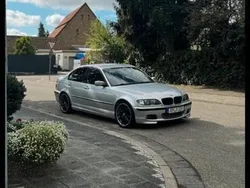 Silber Gebraucht 2001 BMW 325 M Sport Limousine | 3.000 € (Fairer Preis)