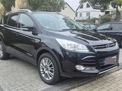 Schwarz Gebraucht 2013 Ford Kuga Titanium SUV | 11.600 € (Etwas zu teuer)