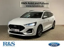 Weiss Gebraucht 2023 Ford Focus ST-Line Kombi | 21.780 € (Guter Preis)