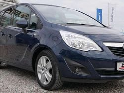 Ozeanblau Gebraucht 2011 Opel Meriva Design Edition Van / Kleinbus | 4.490 € (Guter Preis)