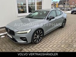 Grau Gebraucht 2023 Volvo S60 Ultimate Limousine | 39.890 € (Fairer Preis)