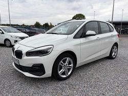 Weiß Gebraucht 2021 BMW 216 Active Tourer Advantage Van / Kleinbus | 11.990 €