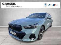 Grün Gebraucht 2025 BMW 520 | 62.900 €