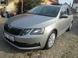 Beige Gebraucht 2017 Skoda Octavia Ambition Kombi | 7.900 € (Teuer)