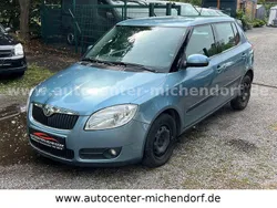 Blau Gebraucht 2007 Skoda Fabia Ambiente Limousine | 1.499 € (Guter Preis)