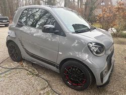 Grau Gebraucht 2020 Smart ForTwo Coupé Coupé | 9.750 € (Fairer Preis)