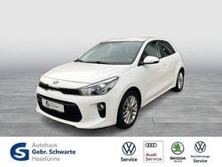 Weiß Gebraucht 2019 Kia Rio DREAM-TEAM Edition Limousine | 10.190 € (Fairer Preis)