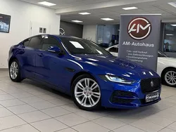 Blau Gebraucht 2020 Jaguar XE SE Limousine | 25.899 € (Fairer Preis)