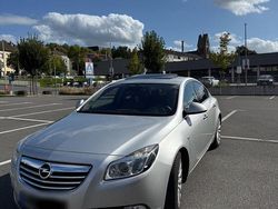 Silber Gebraucht 2009 Opel Insignia Limousine | 5.000 € (Teuer)